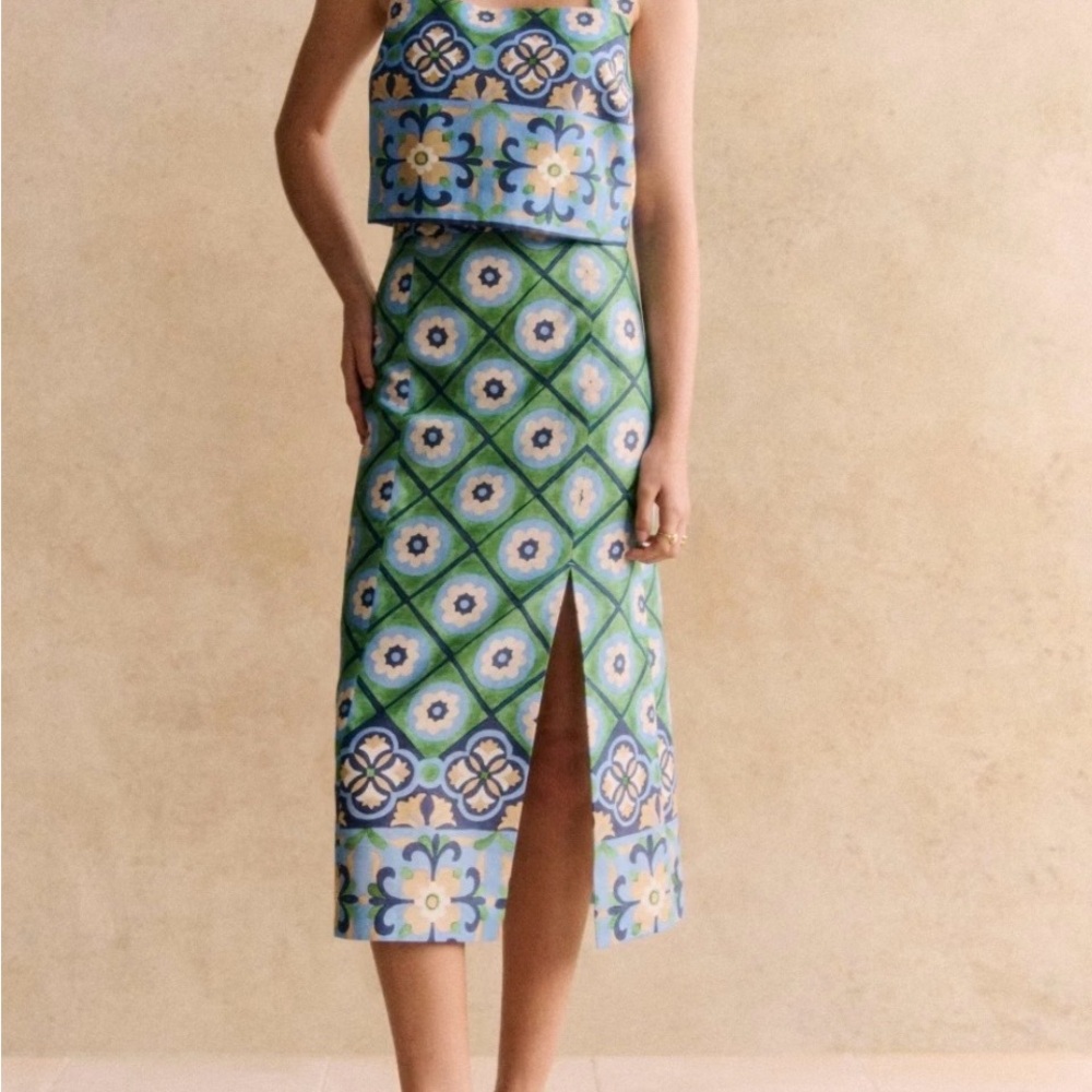 *SOLD* Sezane x Momoni limited edition Skirt. Boho, summer, floral